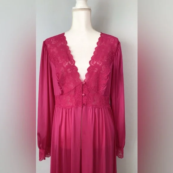 Vtg Shadowline Nylon Robe